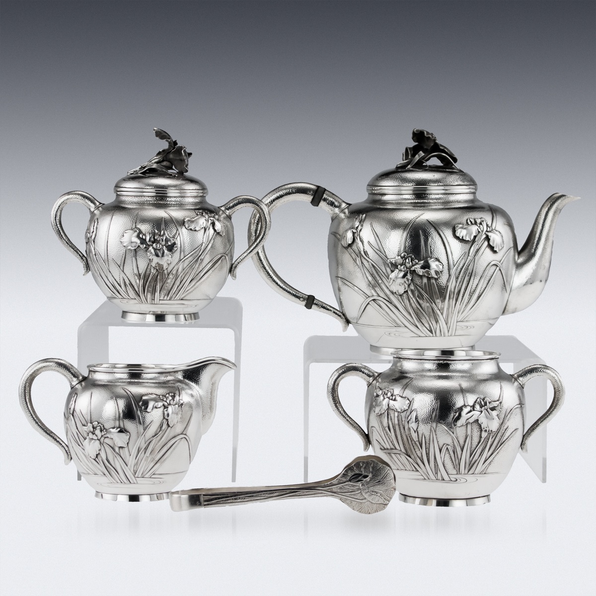 AN EXCEPTIONAL EARLY 20TH CENTURY JAPANESE SILVER TEA & COFFEE SERVICE ON TRAY C. 1900 - Image 6 of 31