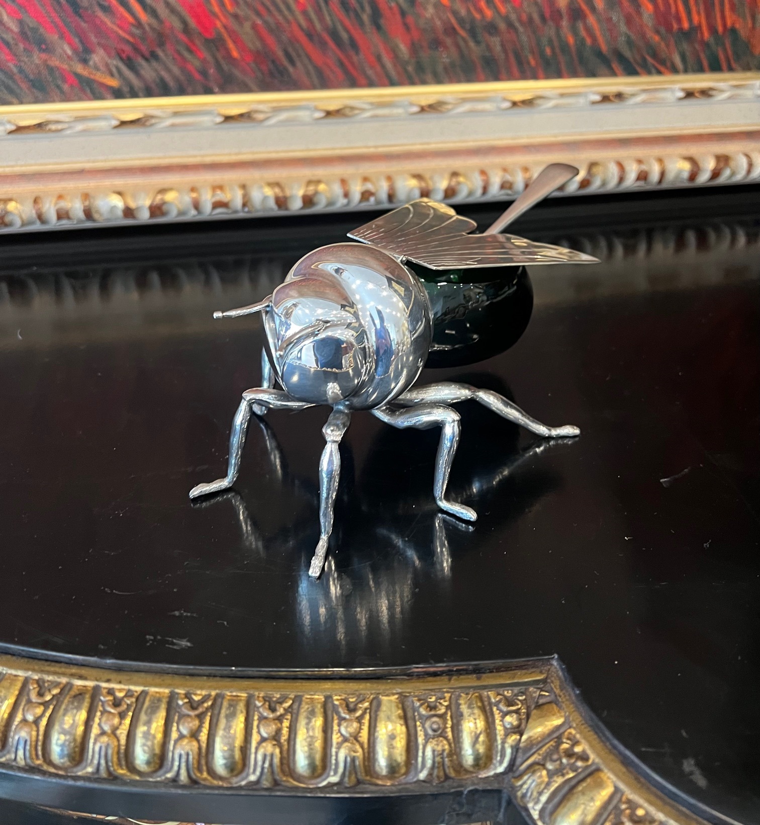 A RARE ART DECO SILVER PLATED AND GREEN GLASS BEE HONEY POT AND SPOON, C. 1930 - Image 2 of 7
