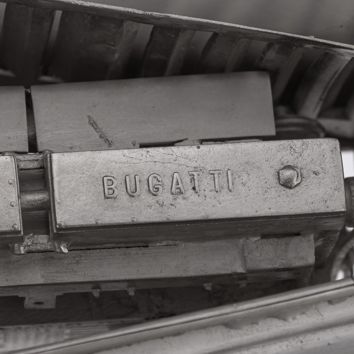 A SOLID SILVER BUGATTI ROYALE TYPE 41 MODEL CAR, MID 20TH CENTURY, L. DONATI, C. 1960 - Bild 30 aus 33