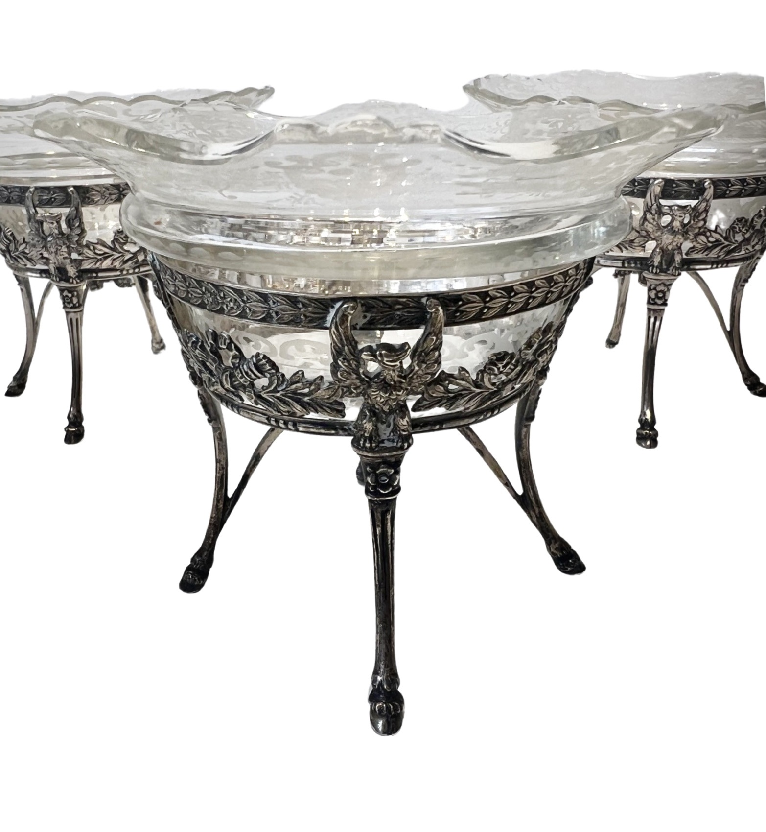 A SET OF FOUR SILVER AND CUT GLASS SWEETMEAT BASKETS, POSSIBLY GERMAN, C. 1860 - Image 4 of 4