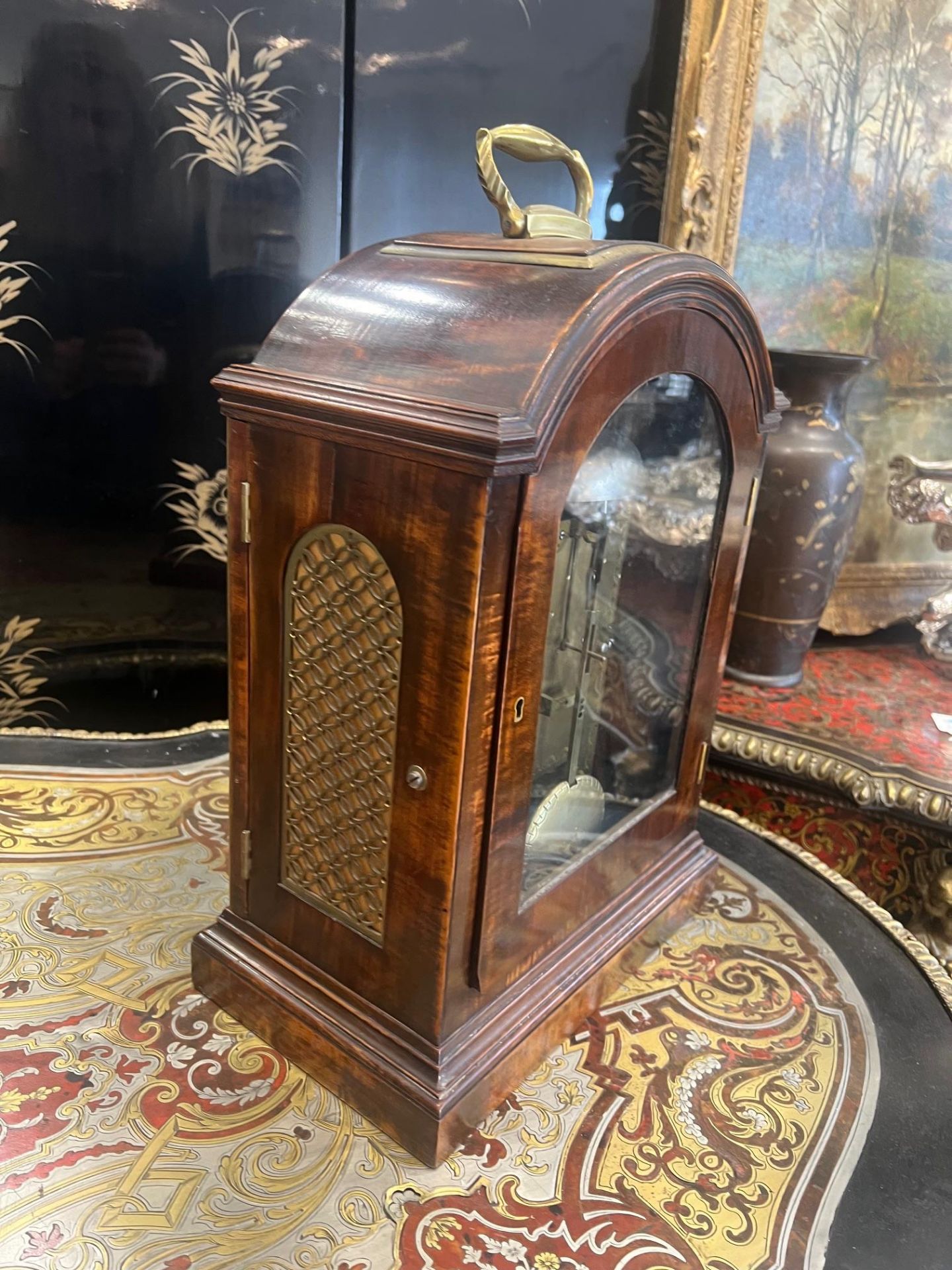 AN EARLY 19TH CENTURY MAHOGANY FUSEE BRACKET CLOCK - Image 4 of 8