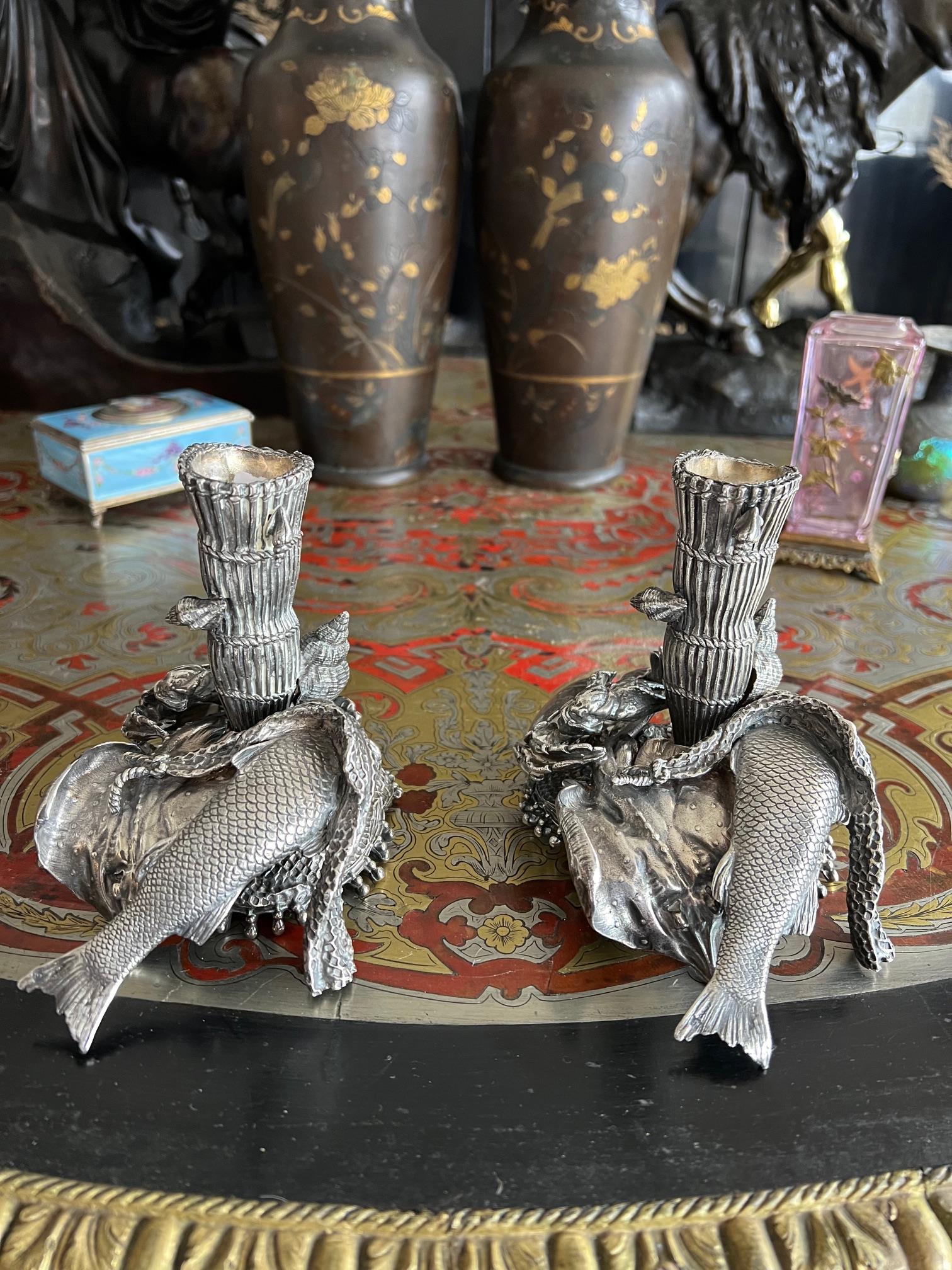 A PAIR OF ODIOT SILVER 'FISHERMAN'S CATCH' CANDLESTICKS - Image 4 of 7