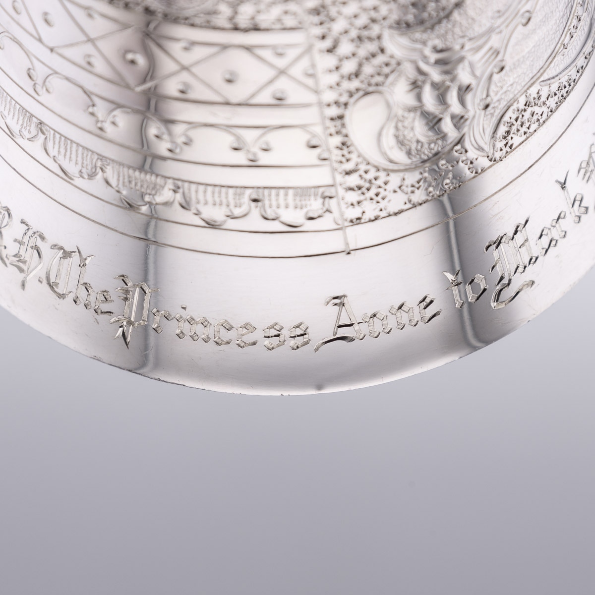 A ROYAL WEDDING SOLID STERLING SILVER NOVELTY WAGER CUP, LONDON, C. 1973 - Image 15 of 23