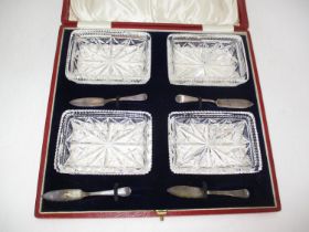 Cased Set of 4 Crystal Butter Dishes with 3 Silver and 1 Plated Knives, Sheffield 1926