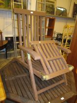 Wooden Garden Steamer Type Chair