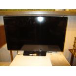 Samsung 32in TV with Remote