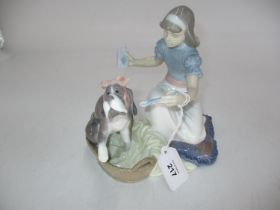 Lladro Figure of a Girl Giving Medicine to a Dog, 5921