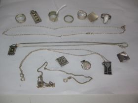 Selection of Silver Jewellery etc