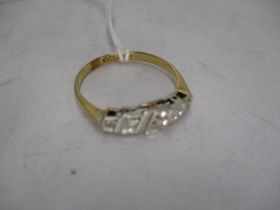18ct Gold 5 Stone Ring, 1.8g, Size N