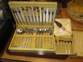 Viners Canteen of Cutlery and Matching Pastry Set
