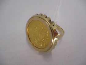 1918 Gold Sovereign in a 9ct Gold Ring, Size W, 17.18g