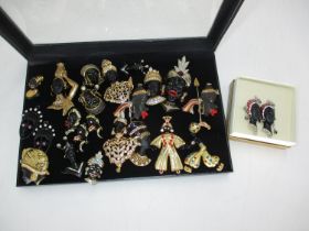 Collection of Brooches etc