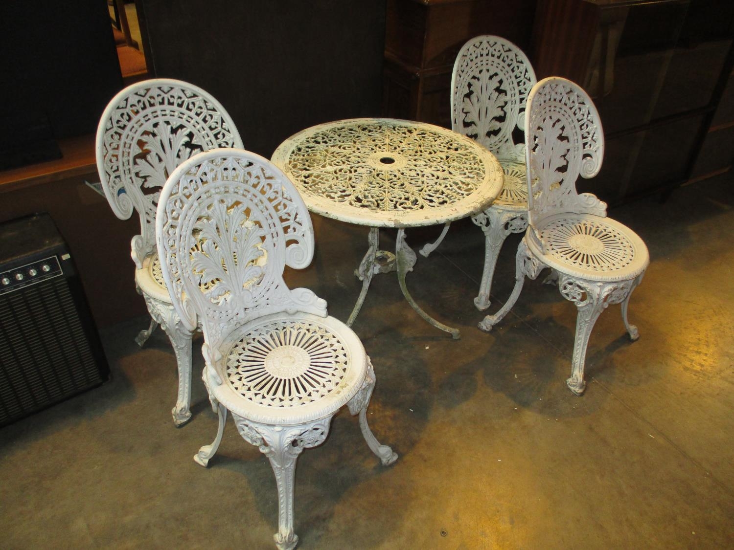 Cast Metal Garden Table with 4 Chairs