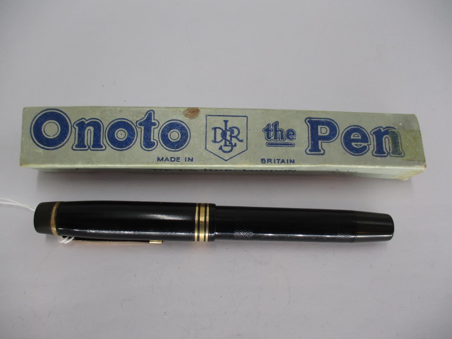 A De La Rue Onoto Fountain Pen with 14K Gold Nib, in original card box