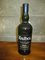 Ardbeg 10 Years Old Single Islay Malt Whisky