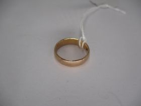 9ct Gold Wedding Ring, 4.95g, Size S