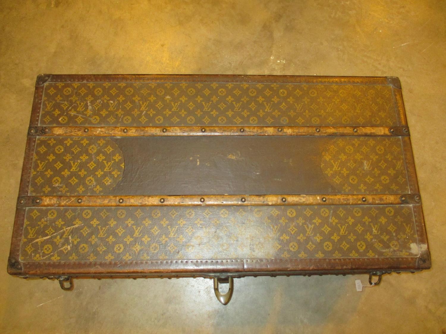 Louis Vuitton Cabin Trunk, Early 20th Century, covered in monogram canvas with Louis Vuitton label - Image 3 of 11