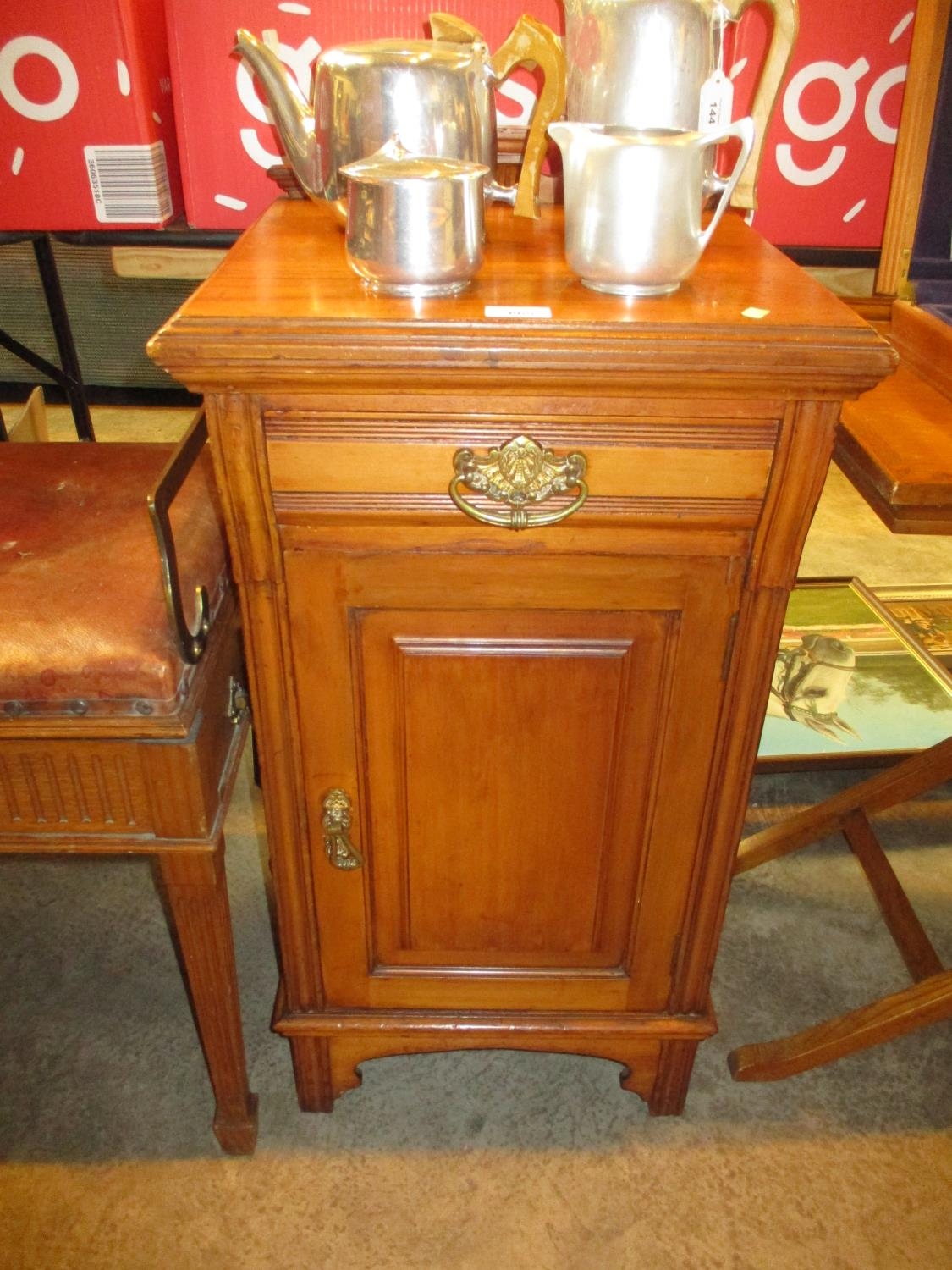 Late Victorian Walnut Bedside Cabinet