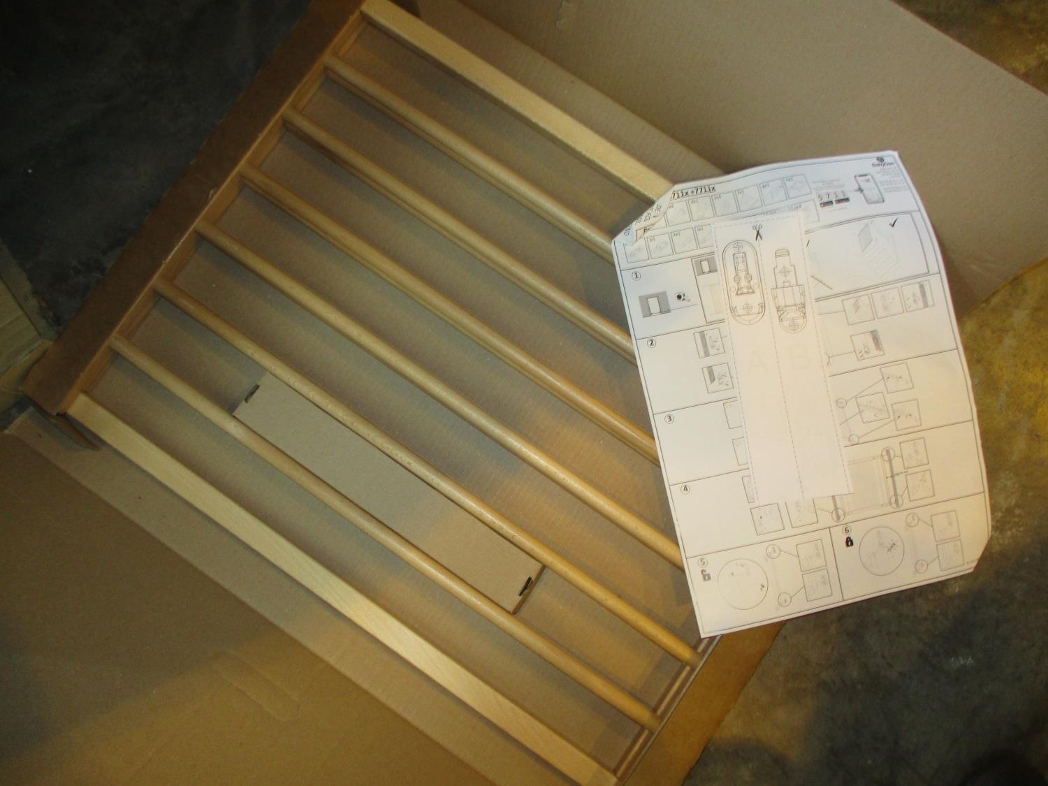 Wall Mounted Stair Gate Extending Beech, complete unused