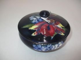 Moorcroft Pottery Powder Box with Queen Mary Paper Label, 12cm diameter
