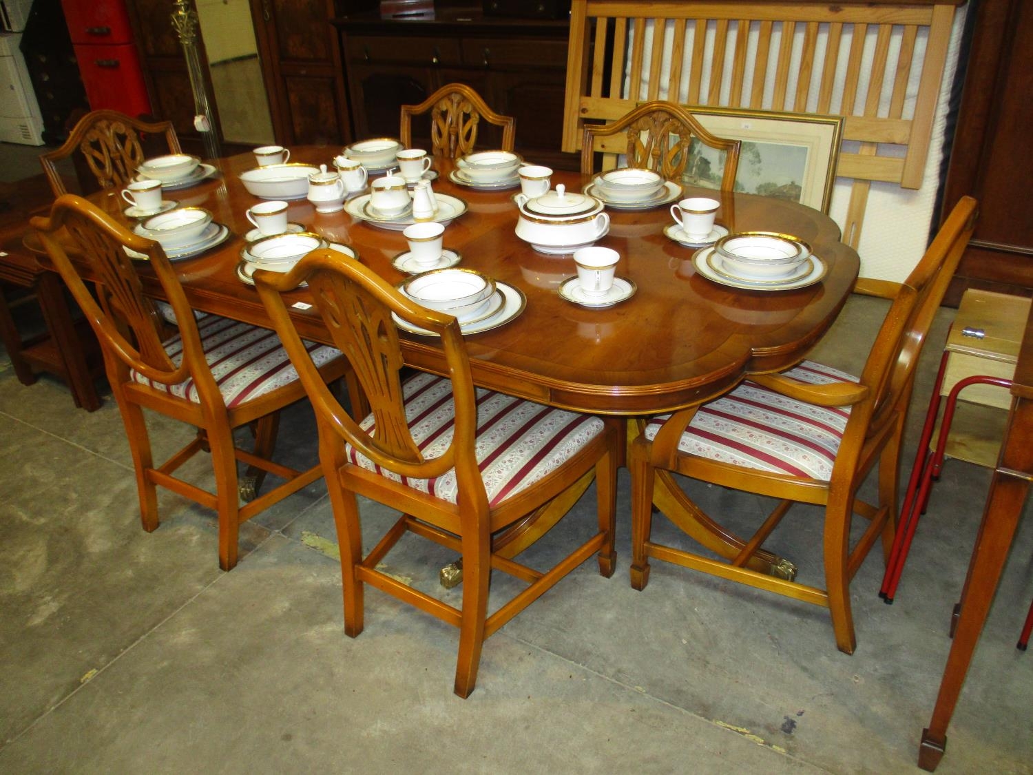 Reproduction Yew Wood Twin Pillar Extending Dining Table with Leaf and 6 Prince of Wales Feather