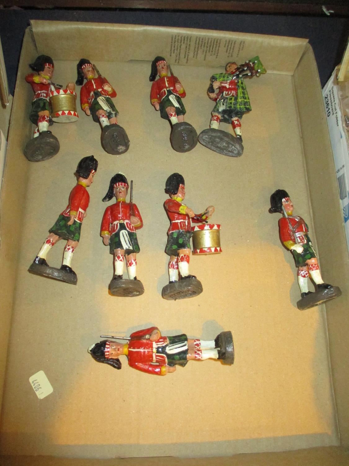 Nine Elastolin Pipe Band Figures