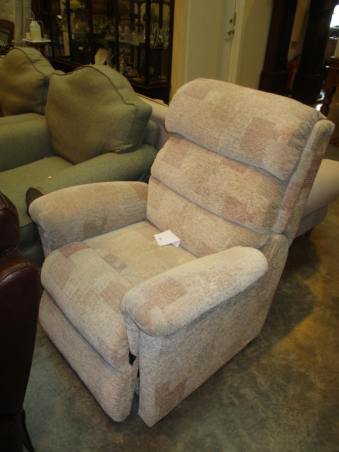 La-Z-Boy Electric Riser Recliner Chair