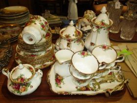 Royal Albert Old Country Roses 25 Piece Tea Set, Plate and Coffee Pot