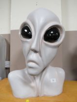 A SHOP DISPLAY MODEL OF AN ALIEN