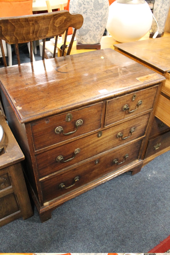 AN ANTIQUE MAHOGANY FOUR DRAWER CHEST W 78 CM