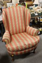 A 20TH CENTURY COUNTRY HOUSE STYLE ARMCHAIR