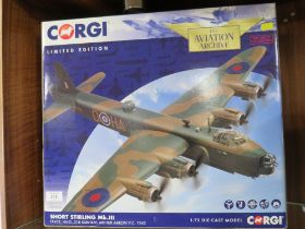 A BOXED CORGI LIMITED EDITION 1:72 SCALE DIE CAST MODEL OF A SHORT STIRLING MK.111 MODEL AIRCRAFT