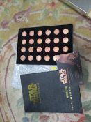A SMALL SELECTION OF COLLECTABLES TO INCLUDE STARS WARS REVENGE OF THE SITH COLLECTORS LIMITED
