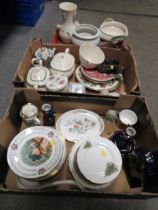 THREE TRAYS OF ASSORTED CERAMICS TO INCLUDE GOEBEL COMPORT, SPODE CHRISTMAS TREE TEA POT ETC