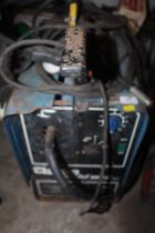 A CLARKE WELD 165E MIG WELDER