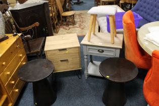 TWO MODERN BEDSIDE CABINETS TOGETHER WITH TWO TABLES AND A STOOL (5)