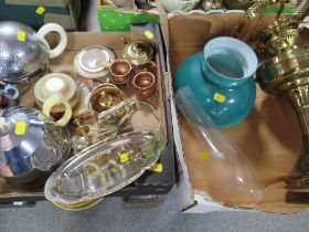 TWO TRAYS OF ASSORTED COLLECTABLE'S TO INCLUDE ART DECO STYLE TEAPOTS TOGETHER WITH AN OIL LAMP