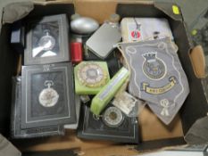 A TRAY OF AIRCRAFT THEME COLLECTABLE'S, POCKET WATCHES, CUFFLINK'S, CIGARETTE LIGHTERS ETC