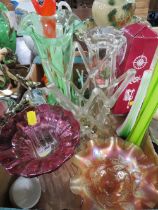A TRAY OF ASSORTED STUDIO GLASS WARE ETC TO INCLUDE VASES