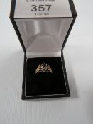 A HALLMARKED 9 CARAT GOLD SAPPHIRE AND DIAMOND RING, 2.3g, ring size L 1/2