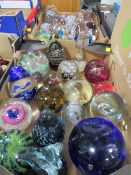 TWO SMALL TRAYS OF ASSORTED GLASS PAPER WEIGHTS ETC TO INCLUDE CAITHNESS EXAMPLES