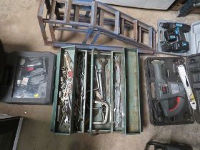 A CANTILEVER TOOL BOX AND CONTENTS TOGETHER WITH THREE BOXED POWER / CORDLESS TOOLS AND CAR RAMPS