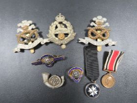 A SMALL QUANTITY OF WAR BADGE TO INCLUDE NORTH STAFFORD EXAMPLES