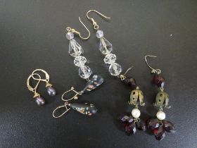 A SELECTION OF ASSORTED VINTAGE ANTIQUE TYPE EARRINGS