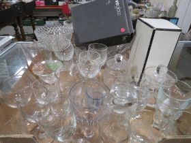 A TRAY OF ASSORTED GLASS WARE