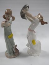 TWO SMALL LLADRO FIGURINES