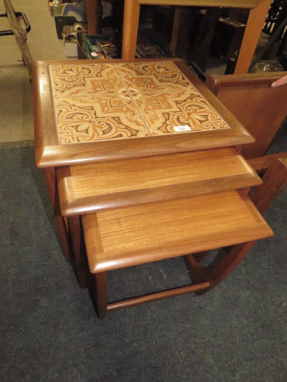 A MID CENTURY G-PLAN TEAK NEST OF TABLES TOGETHER WITH A G-PLAN COFFEE TABLE (MINUS GLASS) A/F (2) - Image 4 of 5