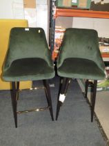 A PAIR OF MODERN UPHOLSTERED GREEN KITCHEN / BAR STOOLS