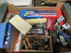 A TRAY OF VINTAGE TOYS AND GAMES TO INCLUDE MODEL CARS , CHESS SETS, VINTAGE DARTS ETC