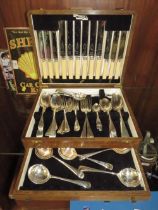 AN OAK CASED CANTEEN OF CUTLERY (UNCHECKED)